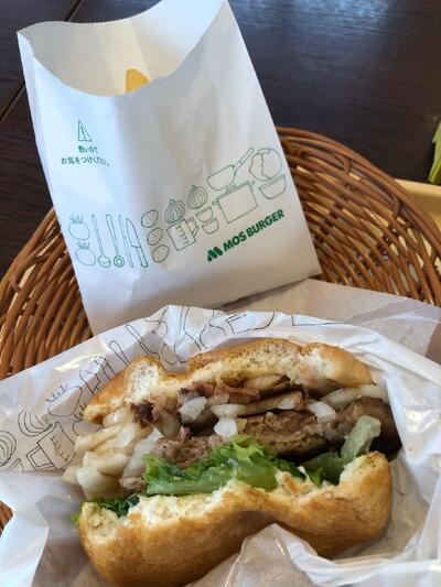 モスバーガー防府コスパ店