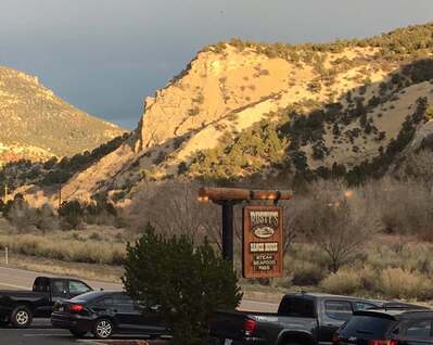 Rusty's Ranch House