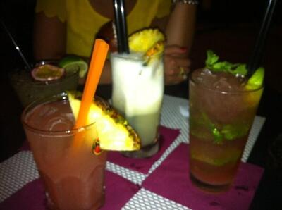 Magna e bevi al mare