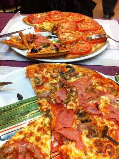Pitzzeria Agustea