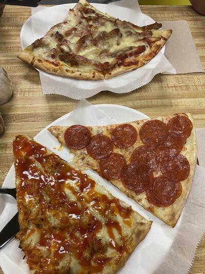 Tony's Pizza
