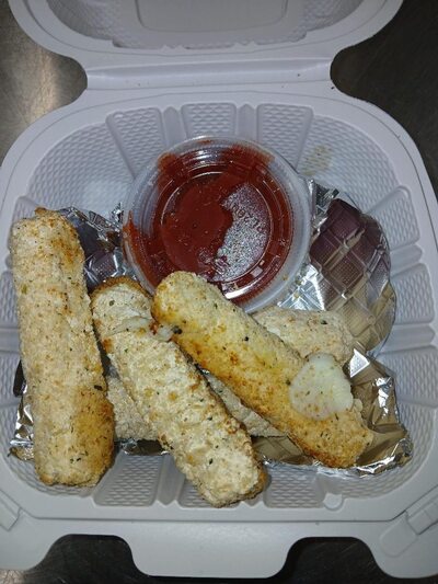 Grab and Go Pizzeria
