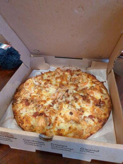 Medway Village Pizza & Subs
