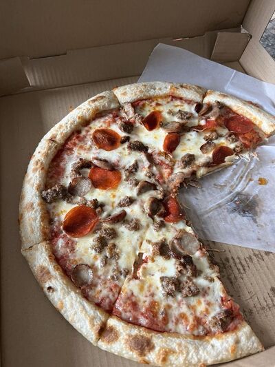 Mikey's Roast Beef & Pizza