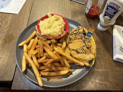 Nando's Walkden