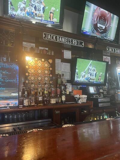 Rockton Inn Pub & Grub