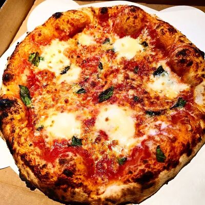 Cam's Woodfired Pizza