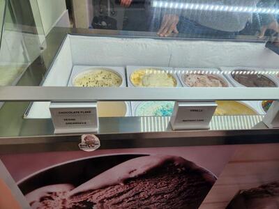SCOOPYDOO CREAMERY
