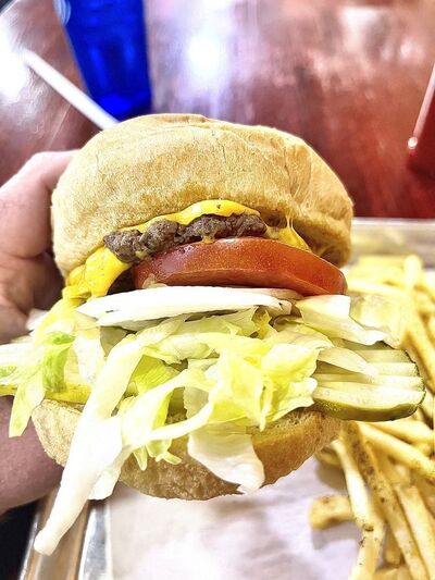 Dottie’s Smash Burger
