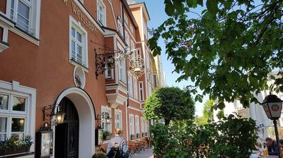 Gasthaus & Hotel zum ERDINGER Weißbräu Erding
