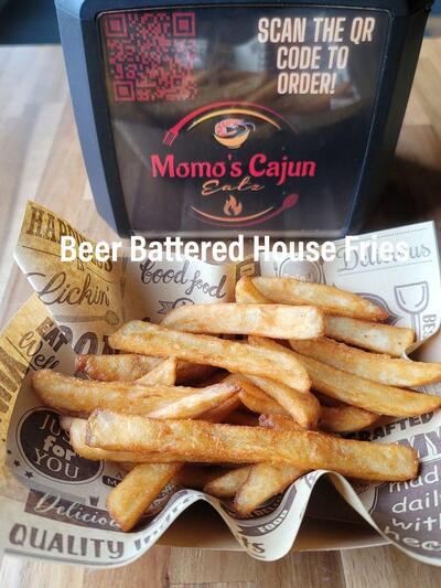 Momo's Cajun Eatz
