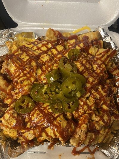 Chef Dee On Wheelz: The Neighborhood Food Truck