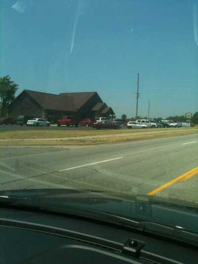Willie James Restaurant & Pub