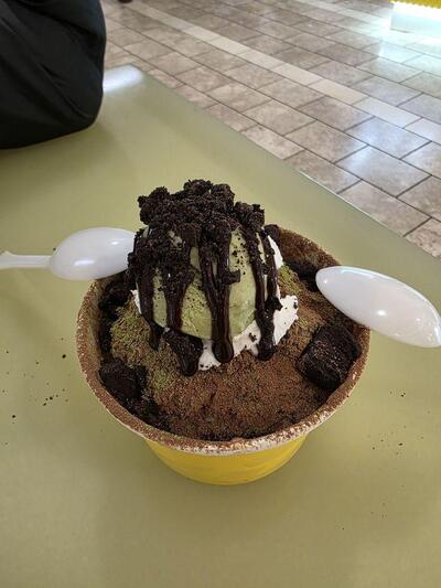 Snowcup Cafe