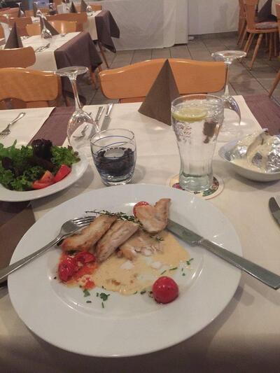 Fish N Steakhouse