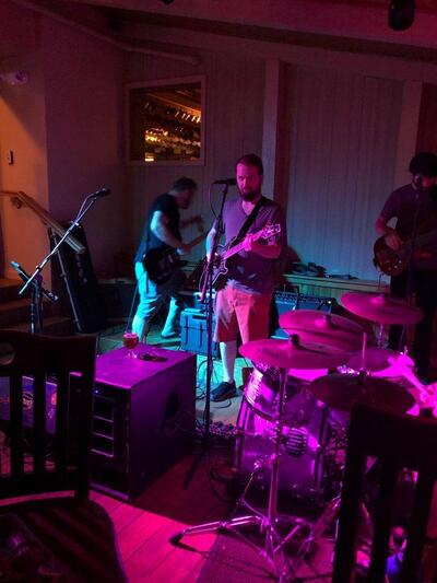 Wolfe's Tavern