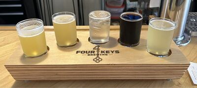 Starling Lounge Coffee Bar & Taproom