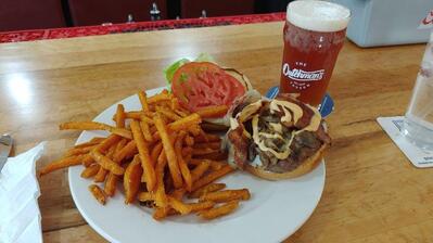 Kelli's Tavern