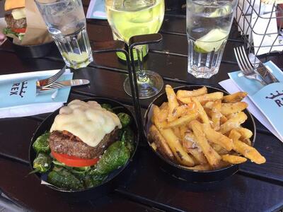 Rex Bar & Grill