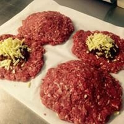 Hannahs hot foods trading as Dardanup Burgers