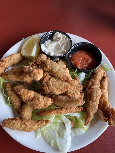 Geoduck Restauraunt & Lounge