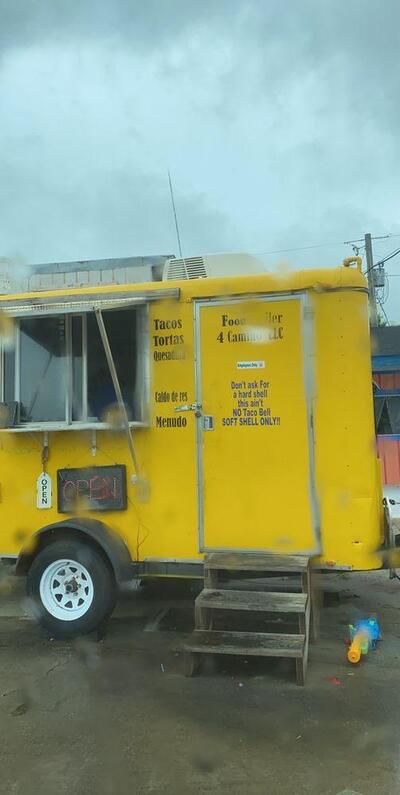 4 caminos food truck