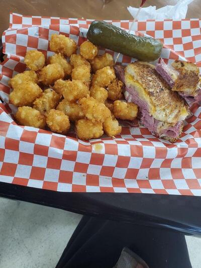 Scales Cafe