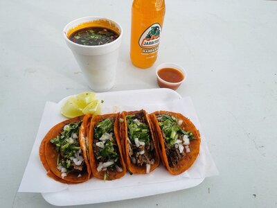 Birrieria Los Chingones