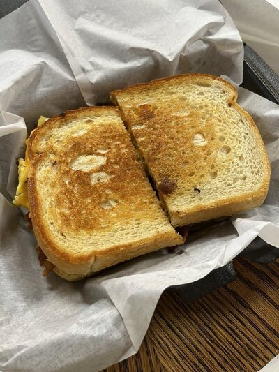 Sunflour Bakery & Eatery
