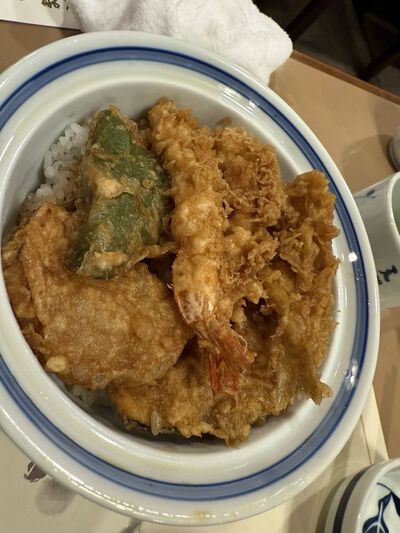 天ぷら 新宿つな八 総本店
