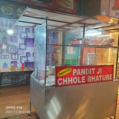 Pandit Ji Chhole Bhature