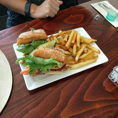 Doc's Marina Grill