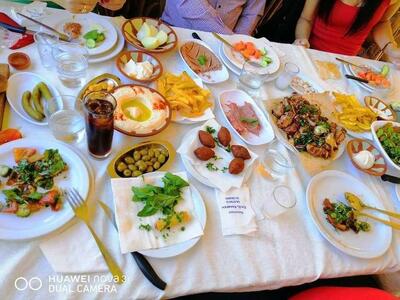 Ain Alkhasfeh - Restaurant