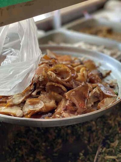 Rumah Makan Babi Guling Karya Rebo