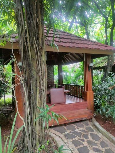 Taman Santap Rumah Kayu