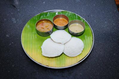 SRI SAI BHAVAN PURE VEGETARIAN