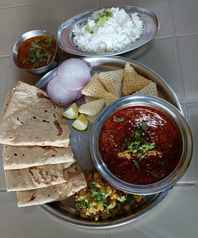 Shree Sadguru Krupa Bhojnalay Khandeshi Tadka