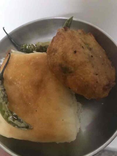 Aaichya Gaavaat Pure Veg. By Shashank Ketkar photo