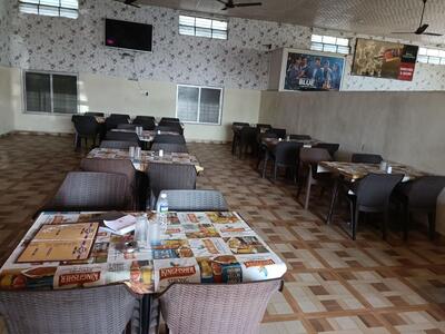 Hotel Hira Family Resto