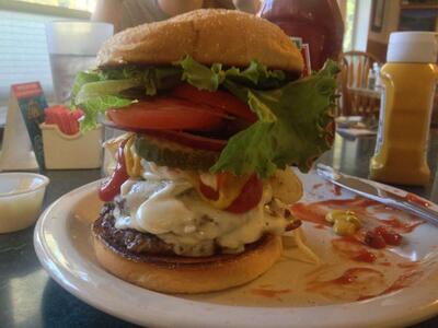 Jaki's Hilltop Cafe