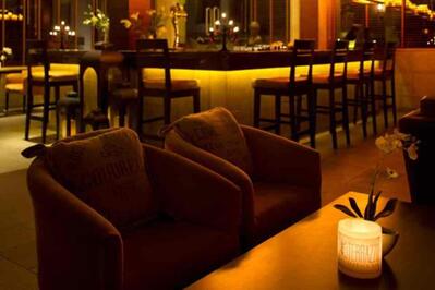 Cafe Mamma Mia - 32nd Milestone photo