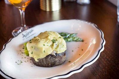 The Avenue Steak Tavern