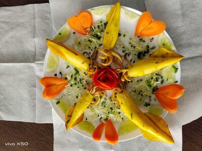 N2B Seafood Family Restaurants