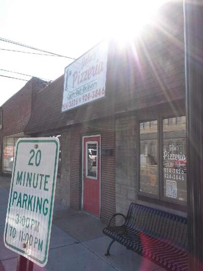 Johns Pizzeria