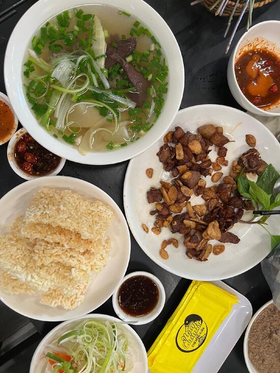 Menu at NGAN CHÁY TỎI CHỢ ĐỒNG XUÂN restaurant, Ho Chi Minh City
