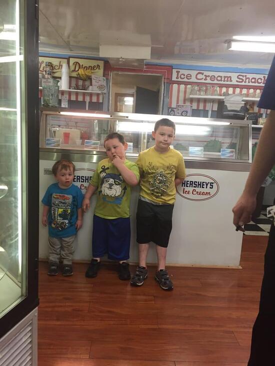 Grandma Gems Family Restraunt and Ice Cream in Taneytown Restaurant