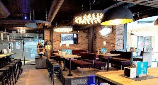 Burger & Pizza Zum Franz Restaurant