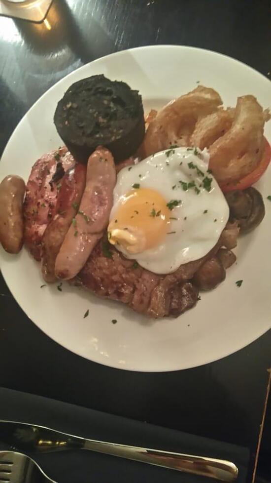 The Robin Hood in Uttoxeter Restaurant reviews